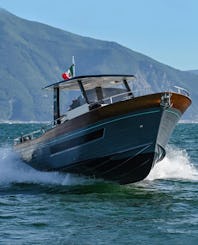 Mizar 33 Center Console • CAPRI • Amalfi Coast •