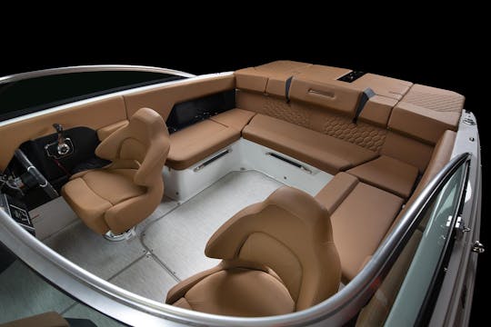 Four Winns H4 Sport-Limousine avec capitaine