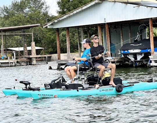 O melhor aluguel diurno ou noturno da Tri-Cat para pesca e lazer