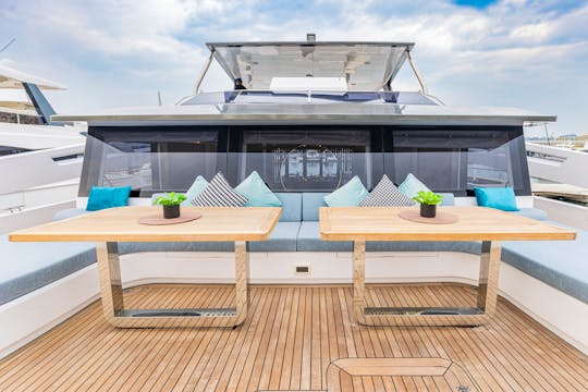 Luxury Infinity 60 feet Catamaran in Dubai