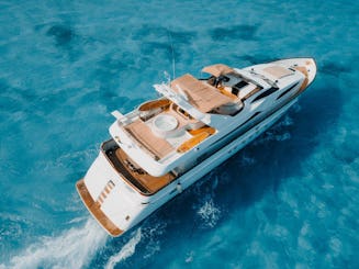 100 foot Azimut Best Luxury of Cancun!