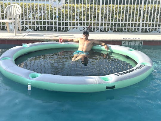 Rede flutuante inflável