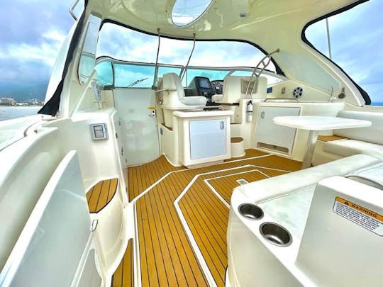 Luxury Yacht with Karaoke? Yes, Please! Sail in Style with a Splash of Fun!