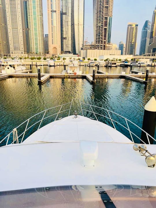 New Majesty 50ft Dubai Marina capacity 13 guest 
