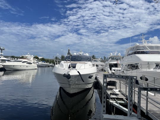 75’ Sunseeker Predator Mega Yacht