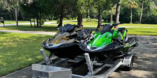 Jet ski ultrarrápido sobrecarregado de 2022 com Bluetooth
