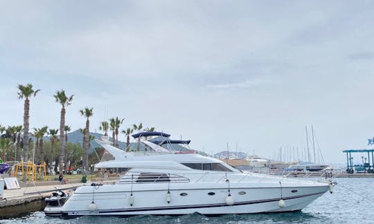 Get your hubly blue cruise through or lady 'Sunseeker Manhattan 62' in Bodrum,TR