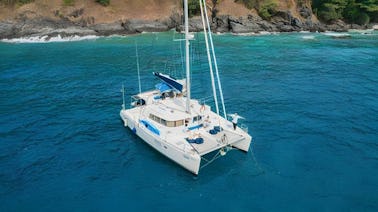 Catamaran à voile élégant Lagoon 440 pour un maximum de 20 personnes