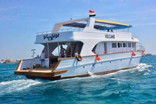 Magic 74' Volcano luxury Yacht in Hurghada - Rea Sea Coast