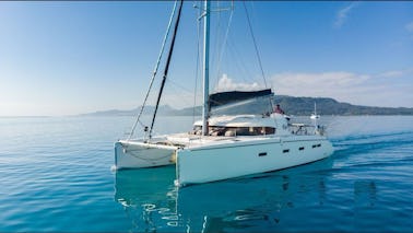 Catamarã Leopard 45