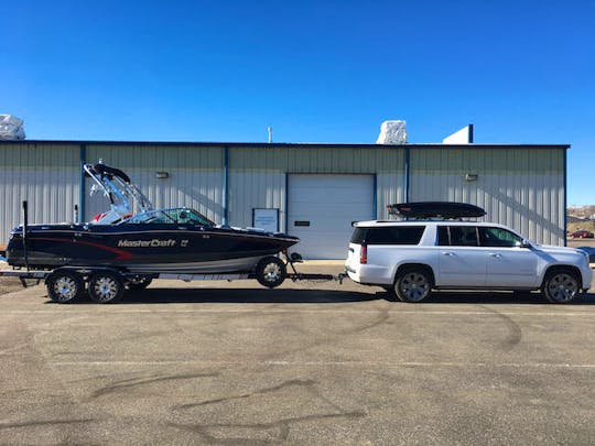 Mastercraft Wakeboard and Surf Charter