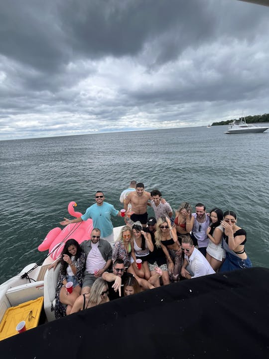 Sea Ray 440 Express Bridge Party Yacht in Toronto