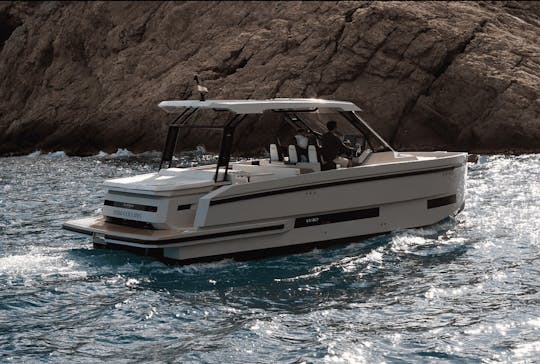 Yate a motor De Antonio D32 Open 2025 - Golfo de Nápoles