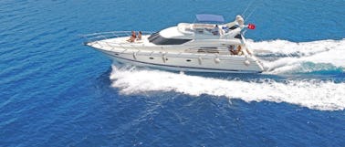 Yacht à moteur de luxe de 55 pieds à Bodrum ! Profitez de la côte turque !