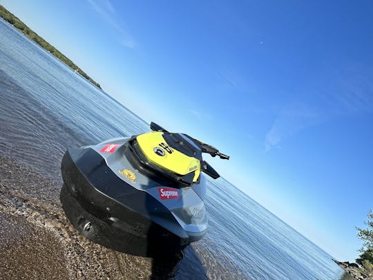 Brand New Sea Doo GTI 130 SE Jet Ski for rent in Toronto