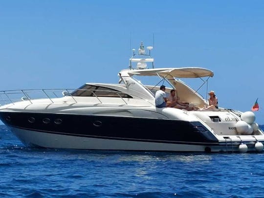 🛥️Yacht Retreat with Sea Life Charm in Scenic Madeira! 🛥️