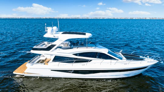 "Summit Seas" Yacht Charter in Ft. Myers
