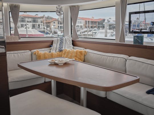 42' Luxurious LAGOON for charter in Newport Beach (MAP: 2022-32 )