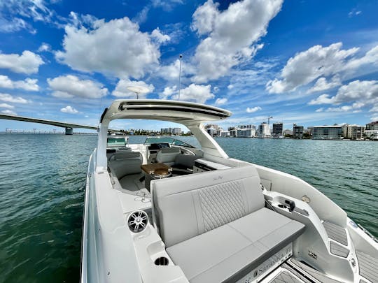 The Ultimate Day Boat for Sandbar Hopping & Cruising