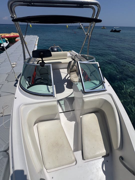 Bateau de sport de 20 pieds à louer à Protaras, Chypre