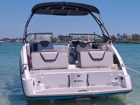 Charter this brand new 2023 25ft Yamaha AR250 Jetboat in Holmes Beach