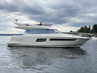Luxury 50ft Motor Yacht on Lake Washington