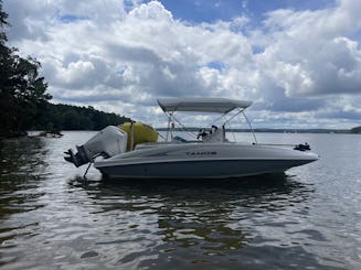 Barco de 21 pés em Tahoe Deck Lake Martin