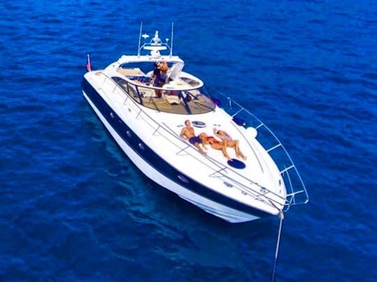 🛥️Yacht Retreat with Sea Life Charm in Scenic Madeira! 🛥️