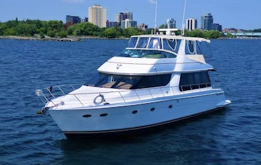 65’ Luxury Yacht for Party Cruise in Toronto