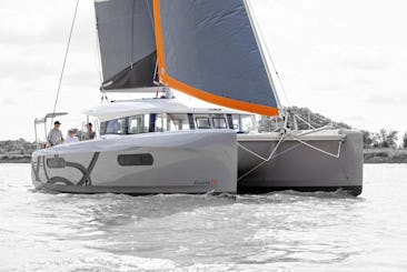 Alquiler de catamarán Excess 12 (2020) en Atenas/Sarónicas/Cícladas