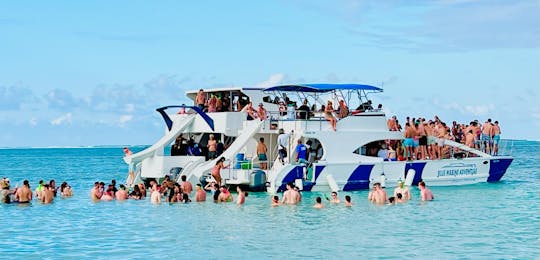 Book Your Next Day On The Water With Us!🏝️😎🥂☀️