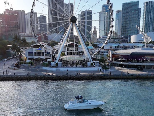  Sea Ray Sundancer de 38 pieds | Jusqu'à 100$ de rabais du lundi au jeudi**