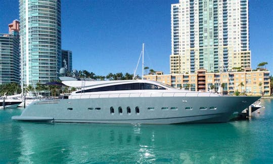 101' Luxury Jet Yacht Charter in Marina del Rey, California