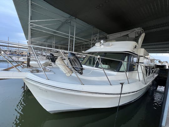 Barco grande, maior diversão no Texas! Alugue nosso Harbor Master Cruiser de 45 pés!