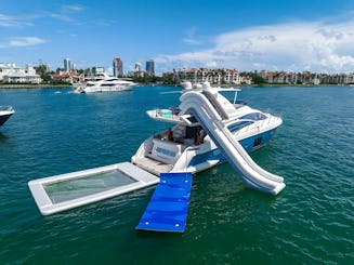 Azimut 60 - Supreme located in Miami Beach Marina, is a modern-looking boat!