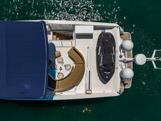 FERRATI DESTINY 85FT - EXTRA HOUR FREE EVERYDAY