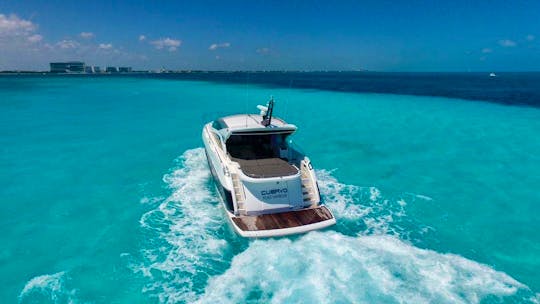Sunseeker 64’ with Superyacht Crew. Visit Isla Mujeres in Style!