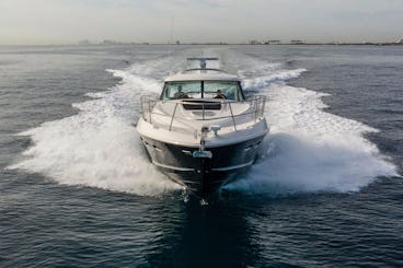 $650 h | 14 pessoas | Iate de luxo