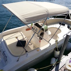 AS 570 Open Deck Boat Rental in Menaggio