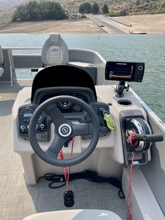 2022 21' Tritoon with Fishing Package and Tube Available in Meridian, Idaho