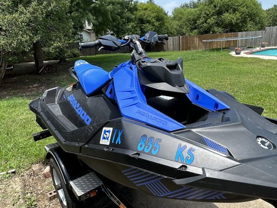 2023 Sea-Doo Trixx 2up Jet Ski w/speaker