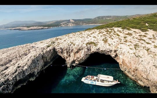 ENZO 35' Speedboat for private tours from Hvar