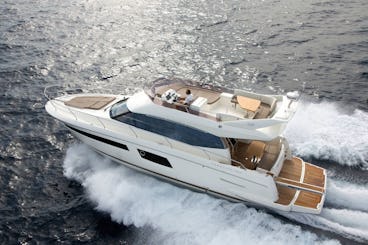 Cruise the French Riviera with this astonishing Prestige 500 Fly