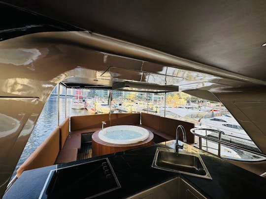 Precioso jacuzzi italiano de 88 pies, la mejor oferta en Dubai Marina