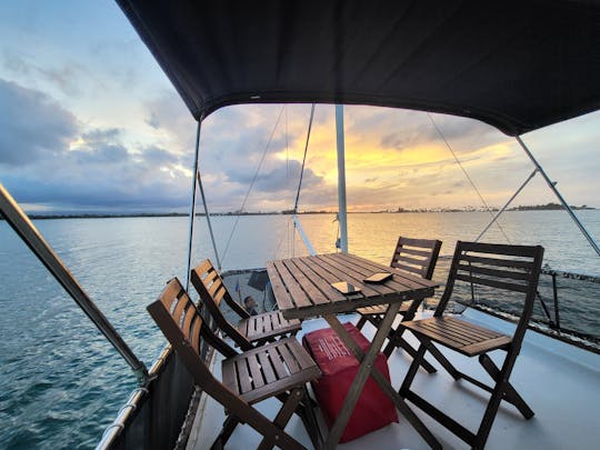 Croisière au coucher du soleil dans le vieux San Juan | Boisson et collation •