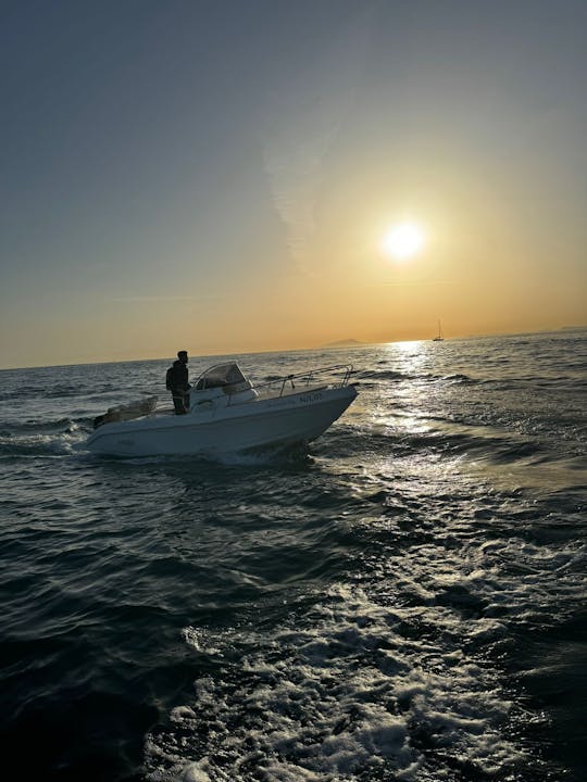 Barco Salento marine Sundek 19s en Sorrento, Campania