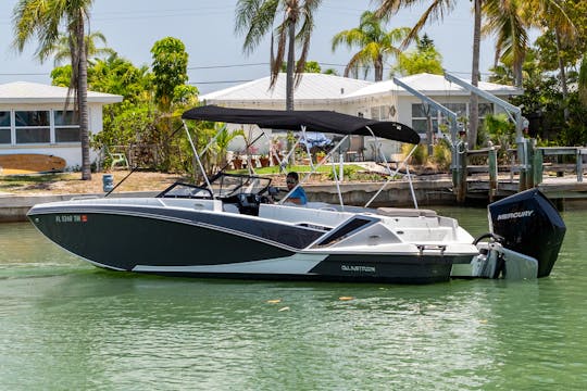 Glastron GTD 240 Deck Boat in Treasure Island FL 