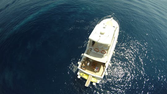 Yate a motor Riviera 48 Flybridge en Atenas