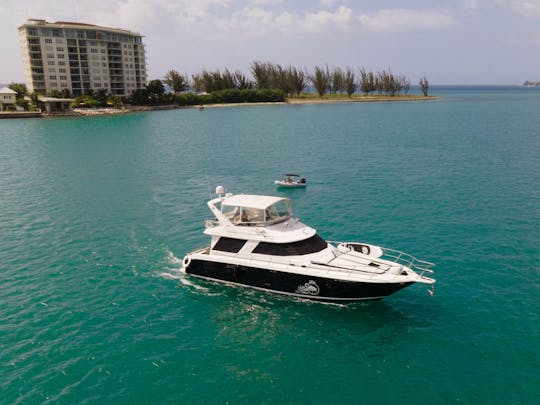 Aluguer de iate ultraluxuoso de dia inteiro para Negril!