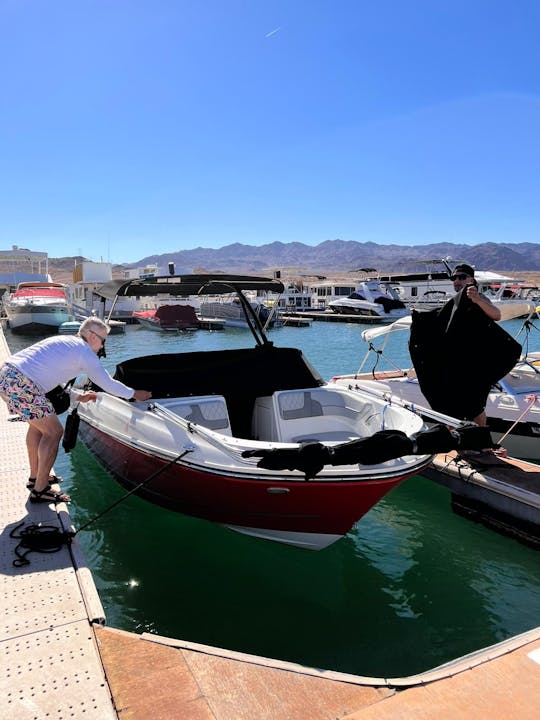 Boat rental on Lake Mead near Las Vegas! You party and let me do the driving! 